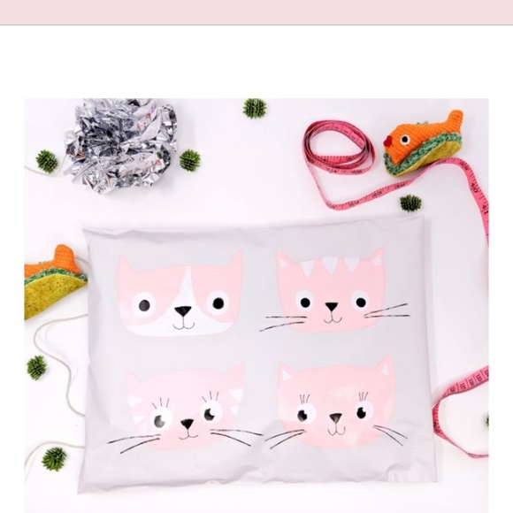 Kitty Cat Mailers. 10x13 Includes 10 bags.. Price is. Firm - Picture 3 of 7
